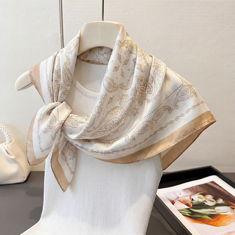 Syal Persegi Motif Paisley Bei - Scarf Silk Square ulasan dan harga